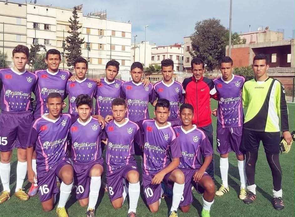 Photo d'équipe au Maroc